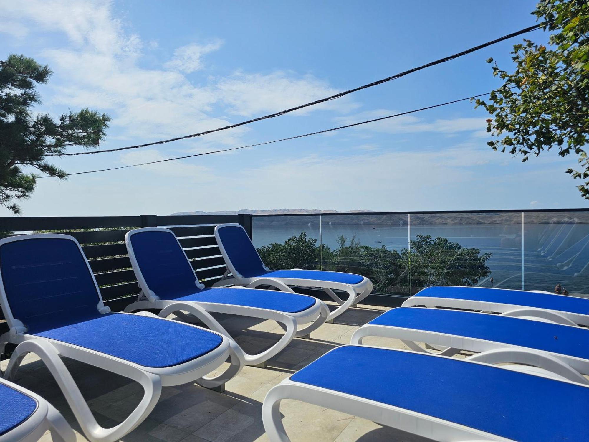 Beachfront House Ivana With Pool - Renovated 2025 Cesarica Ngoại thất bức ảnh