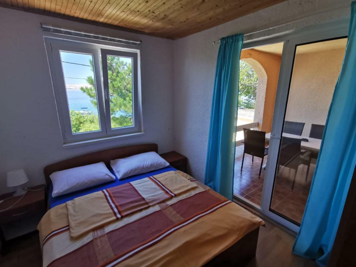 Beachfront House Ivana With Pool - Renovated 2025 Cesarica Ngoại thất bức ảnh
