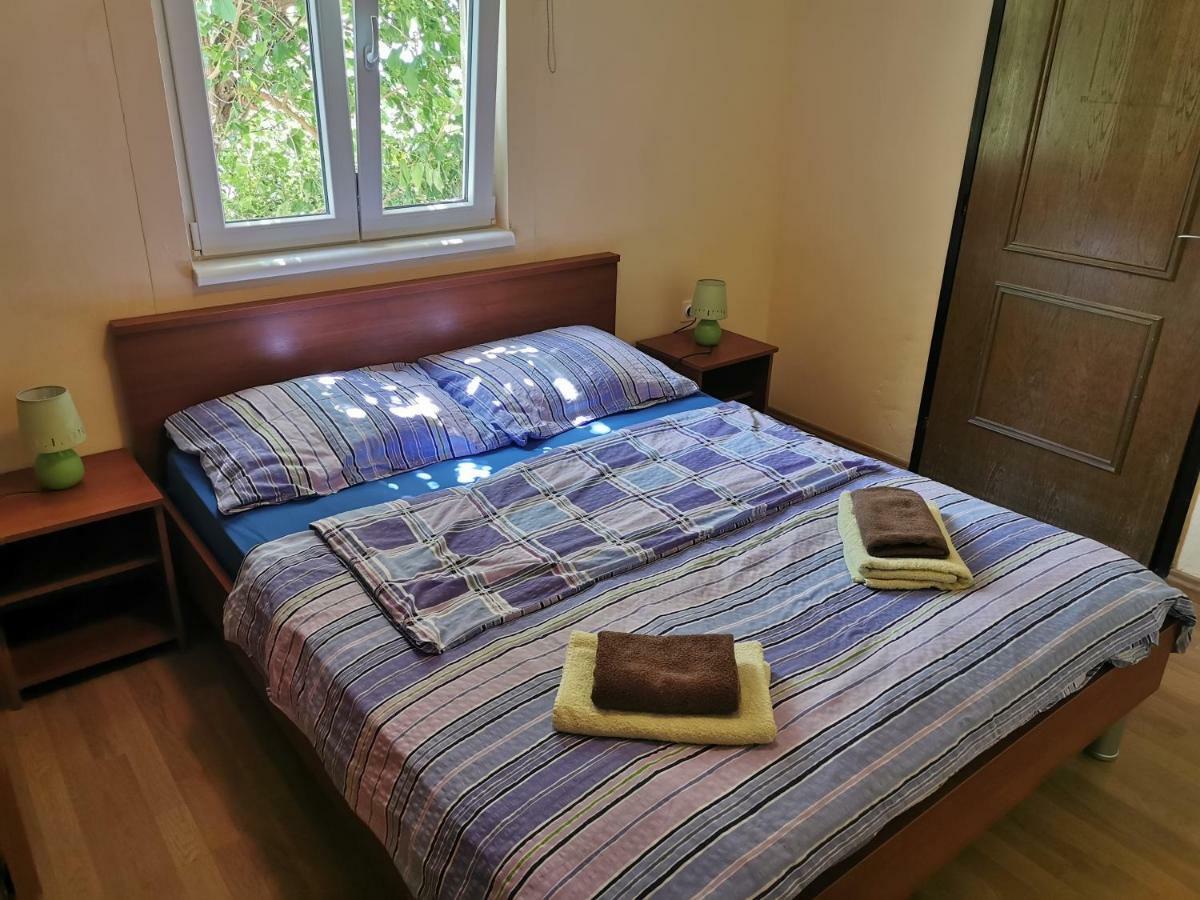 Beachfront House Ivana With Pool - Renovated 2025 Cesarica Ngoại thất bức ảnh